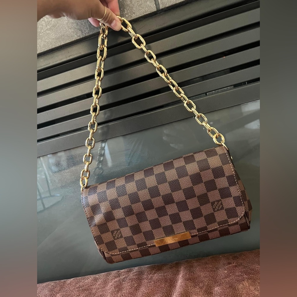 Louis Vuitton Chain